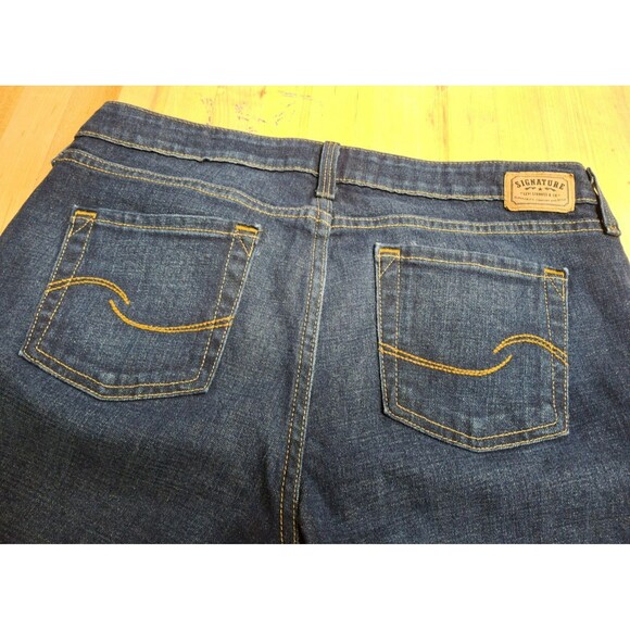 Signature by Levi Strauss Women’s Curvy Bootcut Jeans Size 12 Dark Wash Denim - Picture 7 of 9